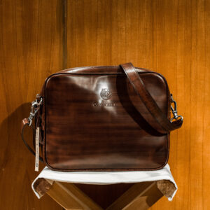 Oliver Signature Messenger Bag (Leather)